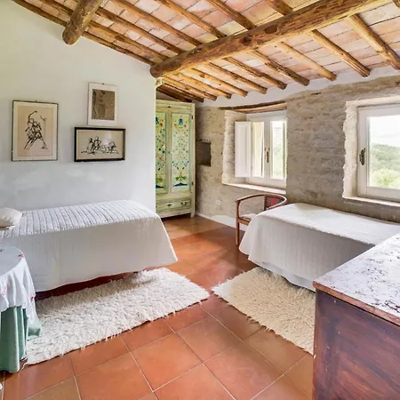 Sleeps 9 Pool Wifi